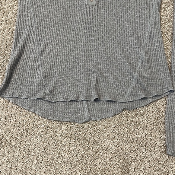 Free people one of the girls henley with rose gold snaps, perfect condition - Picture 8 of 15